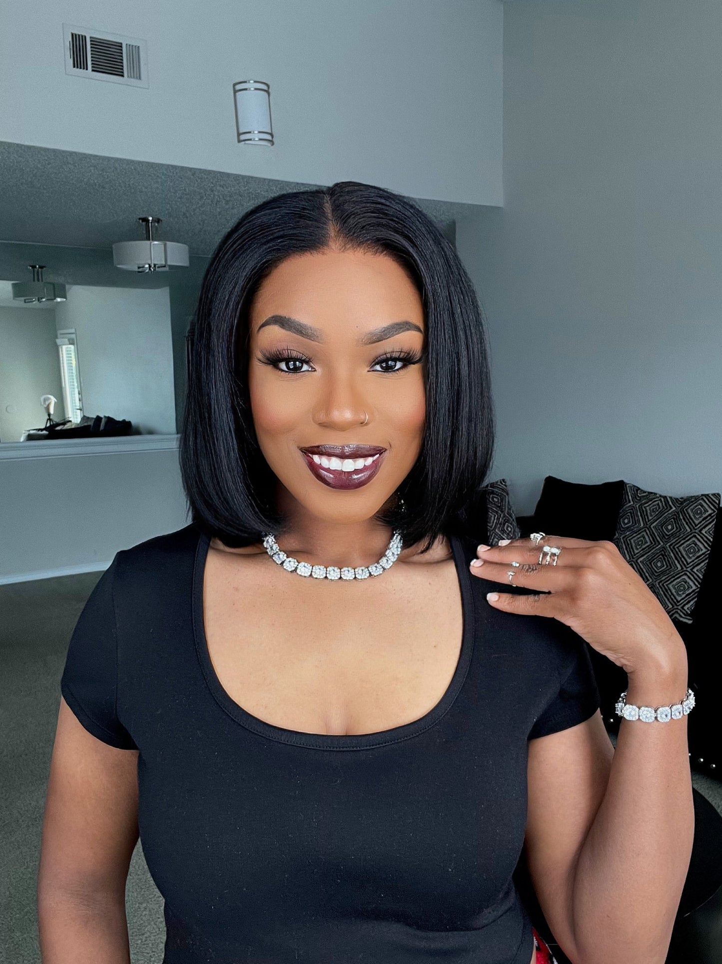 Yaki Stright Blunt Cut Bob 13X4 Invisible Lace Front Wig - 005