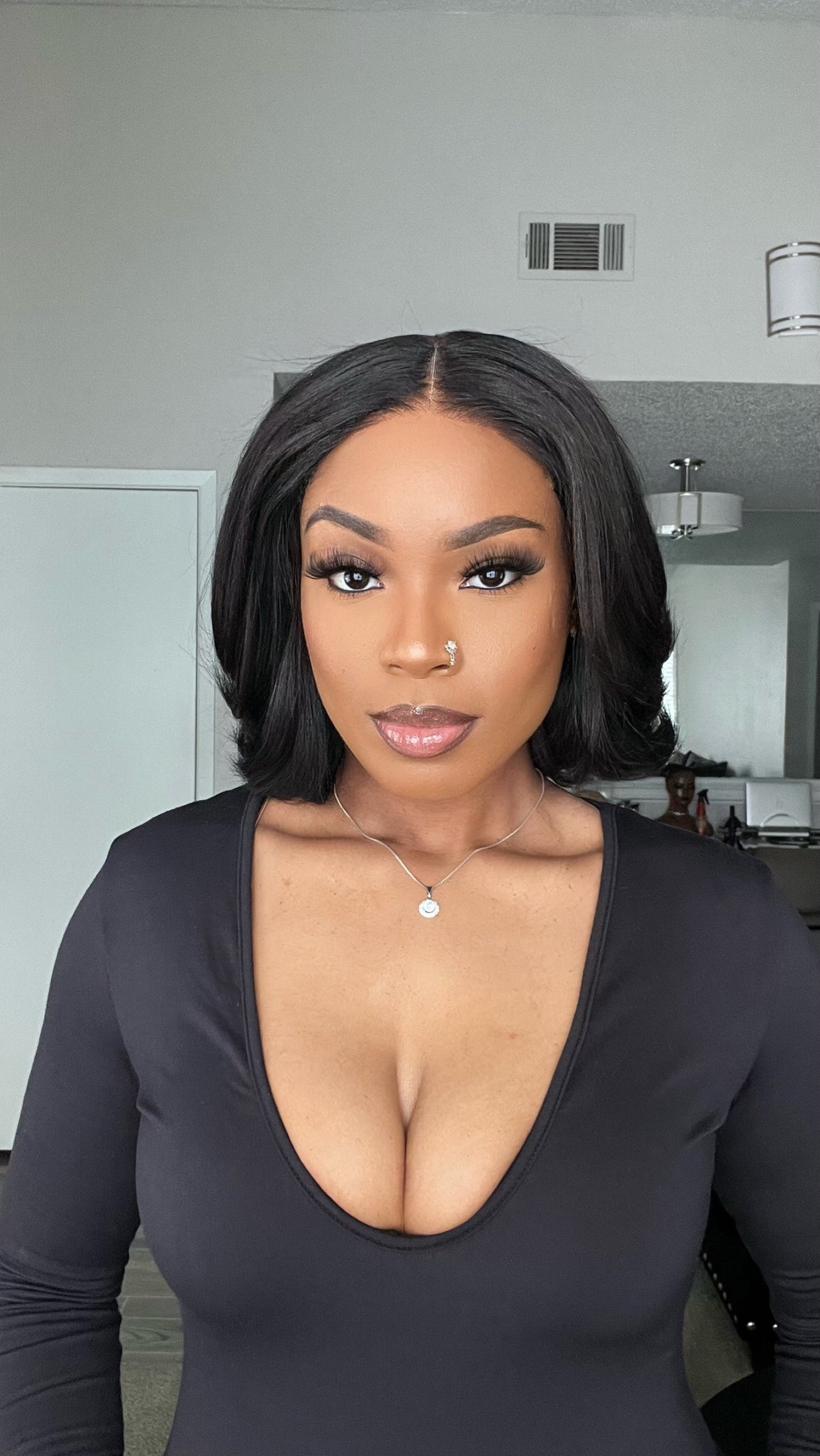 Natural Realistic Layered Cut Bob Lace Closure Wig - 013