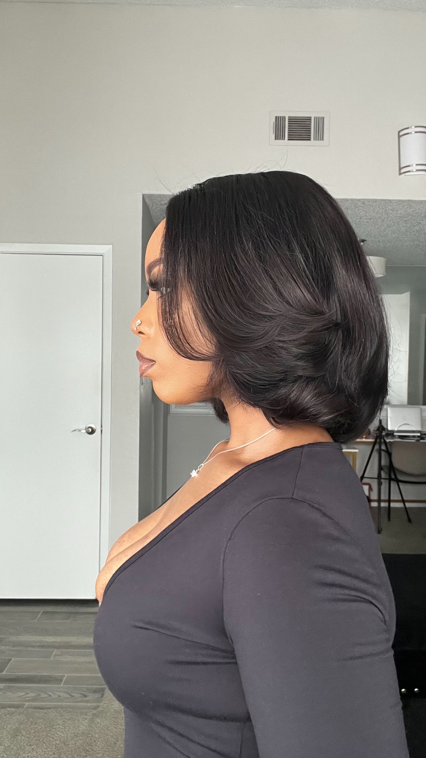 Natural Realistic Layered Cut Bob Lace Closure Wig - 013